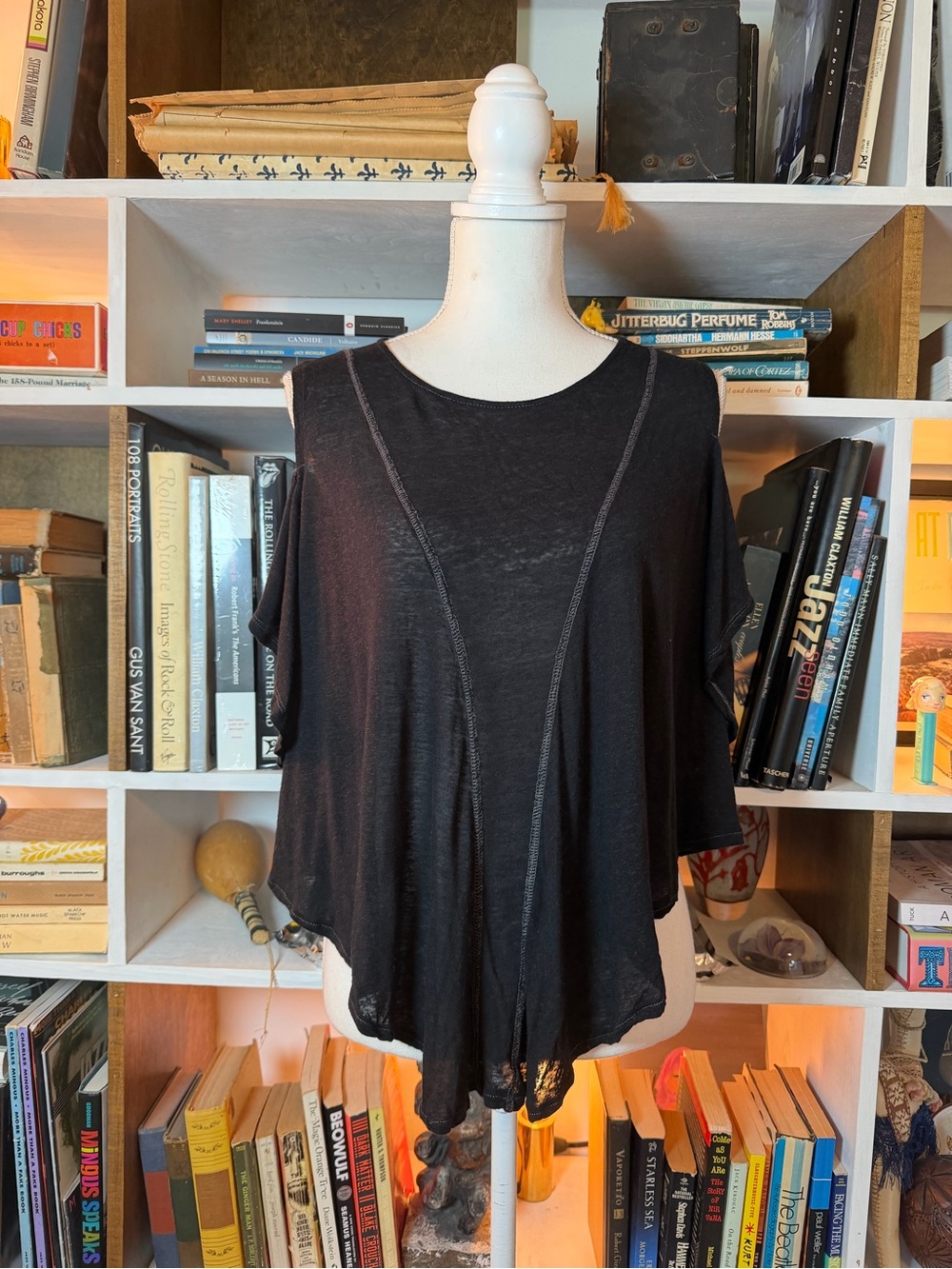 Black Women’s Short Sleeve Swing Top